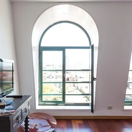 Seagull Rooftop Downtown - Light And Views