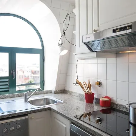 Seagull Rooftop Downtown - Light And Views 아파트 *