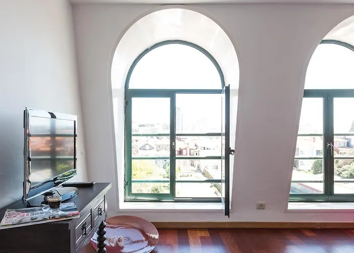 Seagull Rooftop Downtown - Light And Views